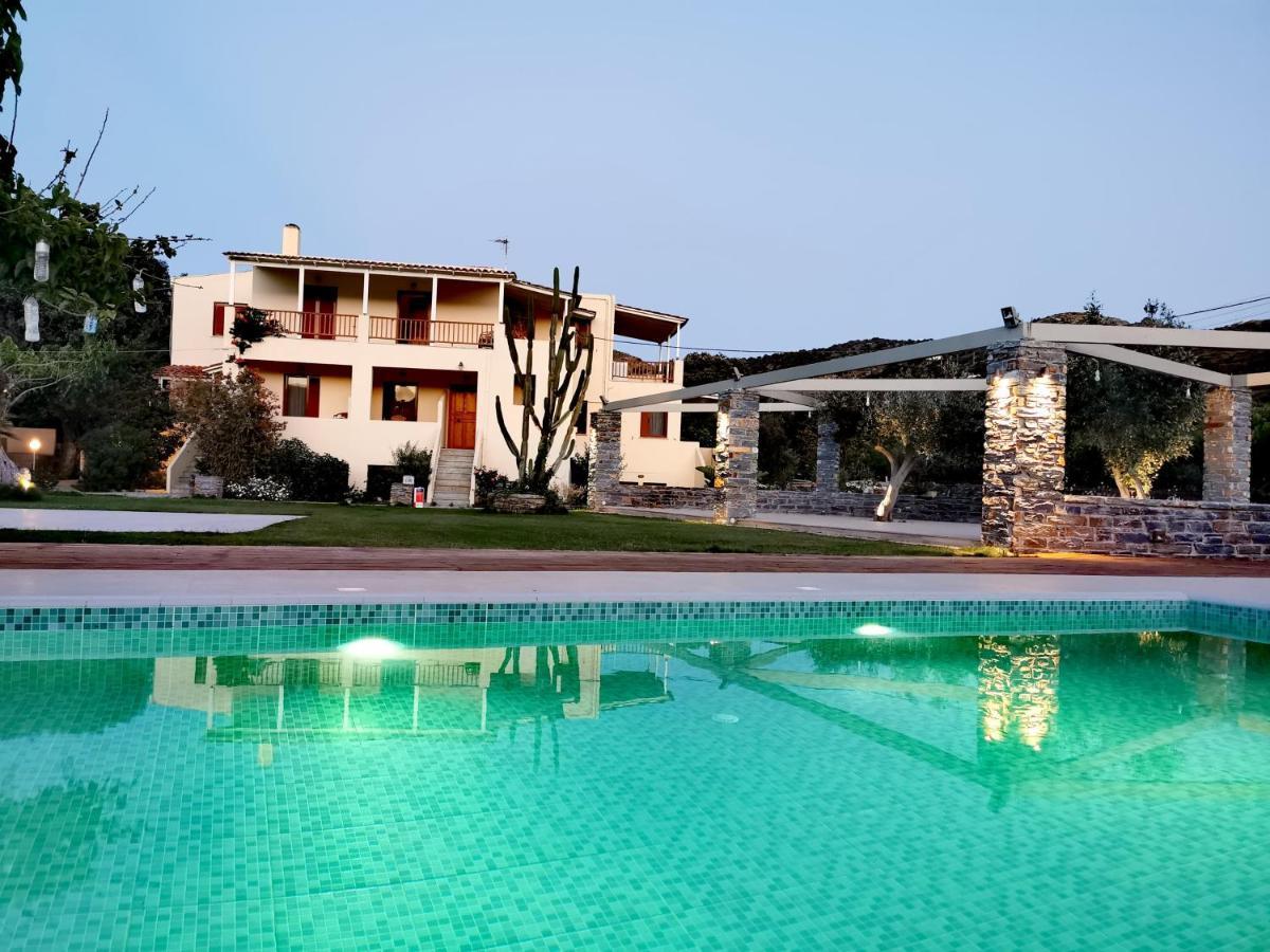 Holiday Rooms Otzias Luaran gambar