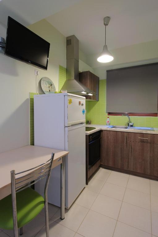 Holiday Rooms Otzias Luaran gambar