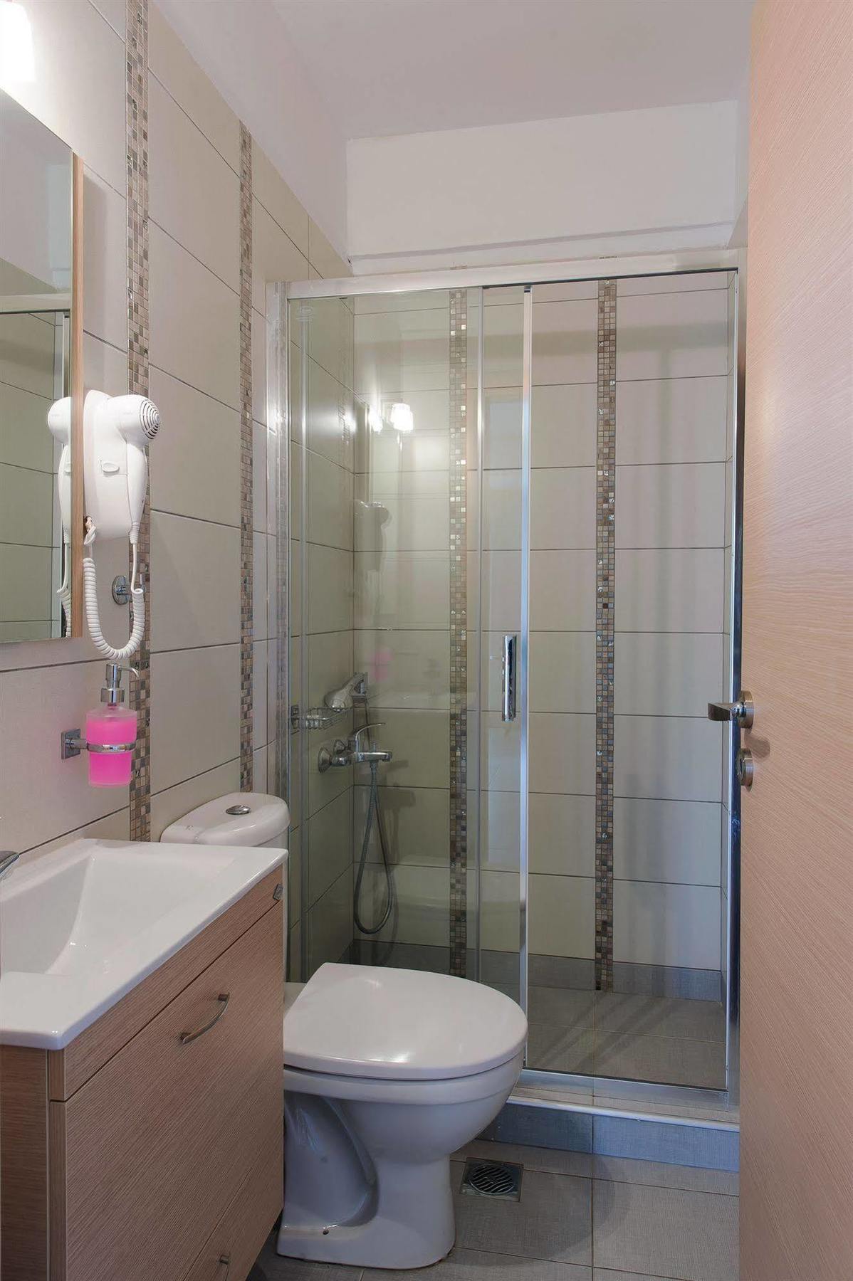 Holiday Rooms Otzias Luaran gambar